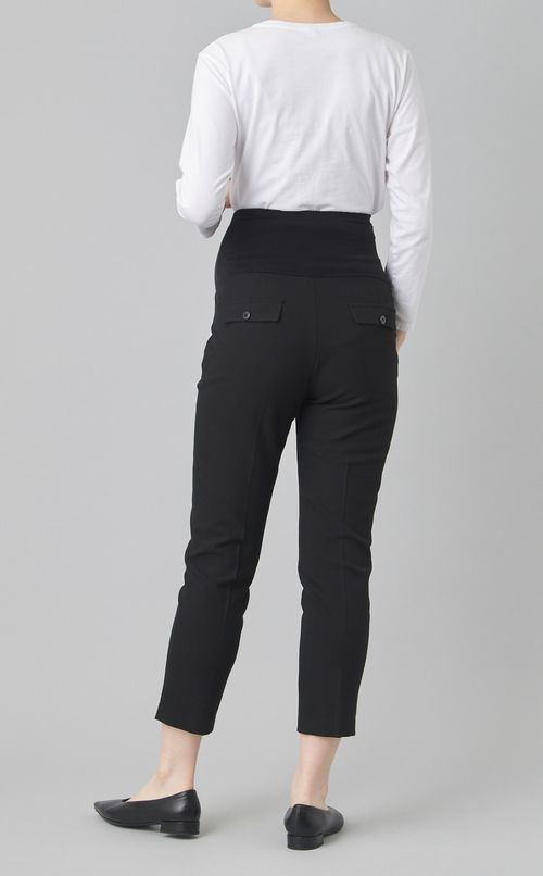 タックテーパードパンツ