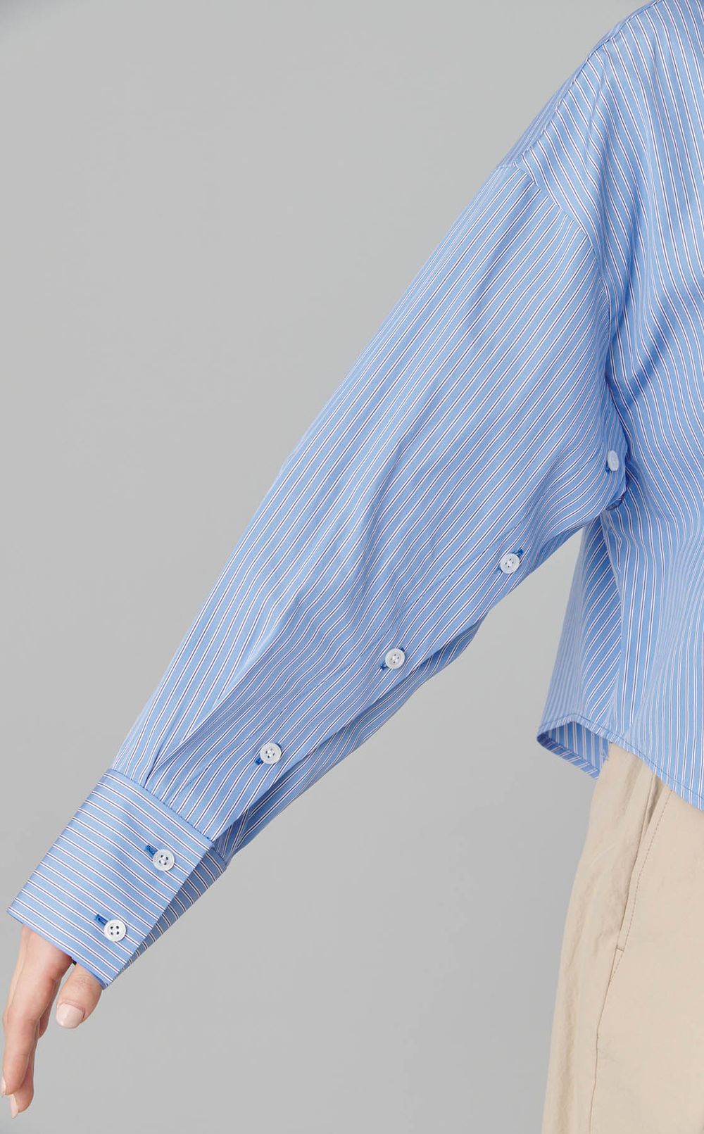 コットンストライプクロップドシャツ