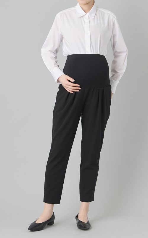 タックギャザーテーパードパンツ