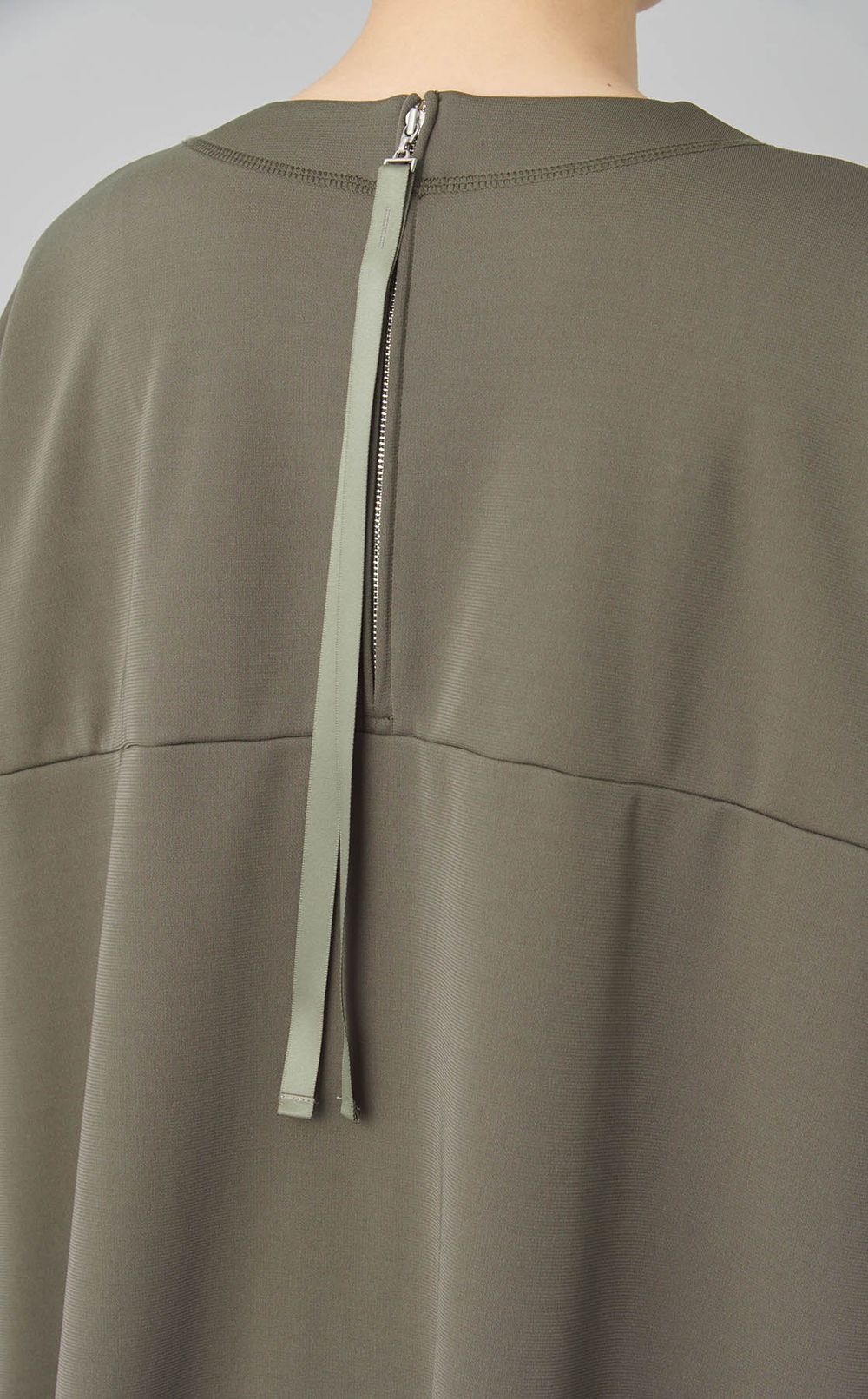 ジップフレアワンピース