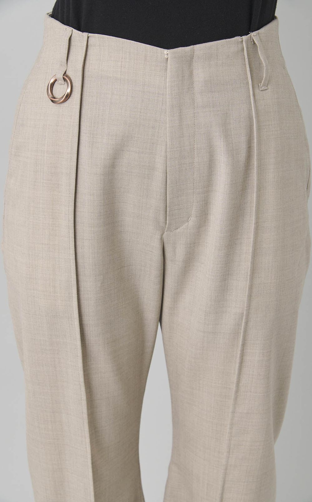 センターシームハイウエストウールパンツ