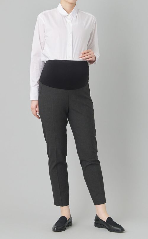 タックテーパードパンツ