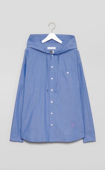 フーデッドシャツ