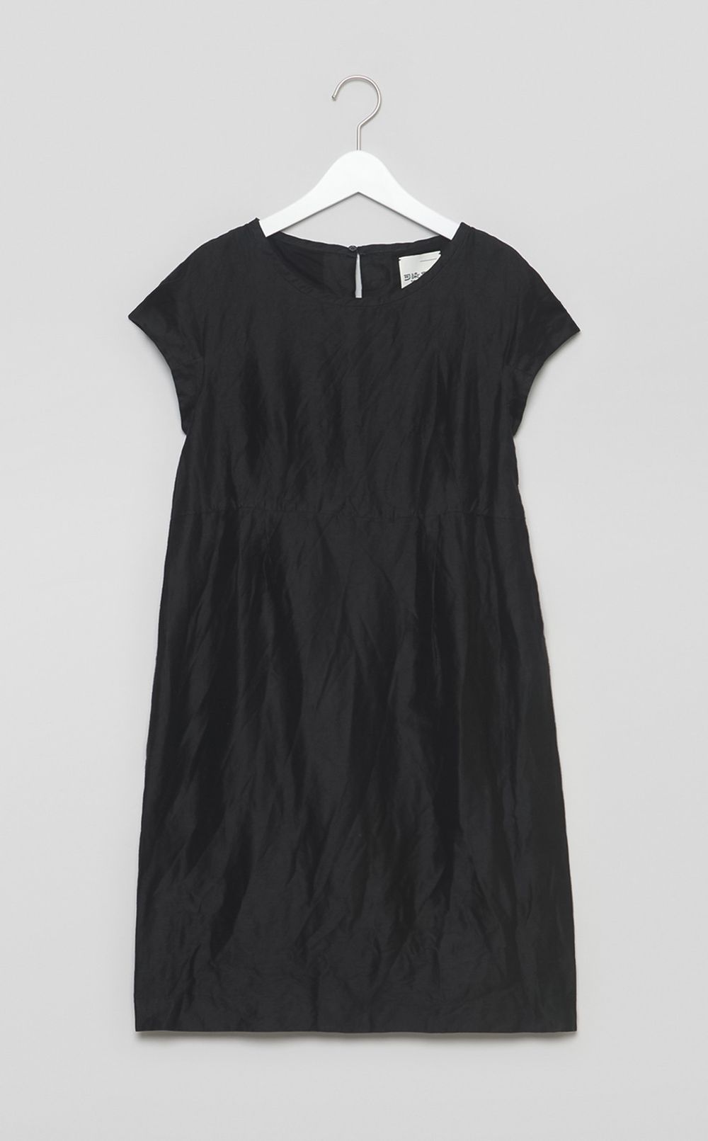 【reADdress】リネン混クルーネックワンピース