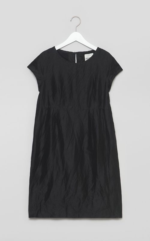 【reADdress】リネン混クルーネックワンピース