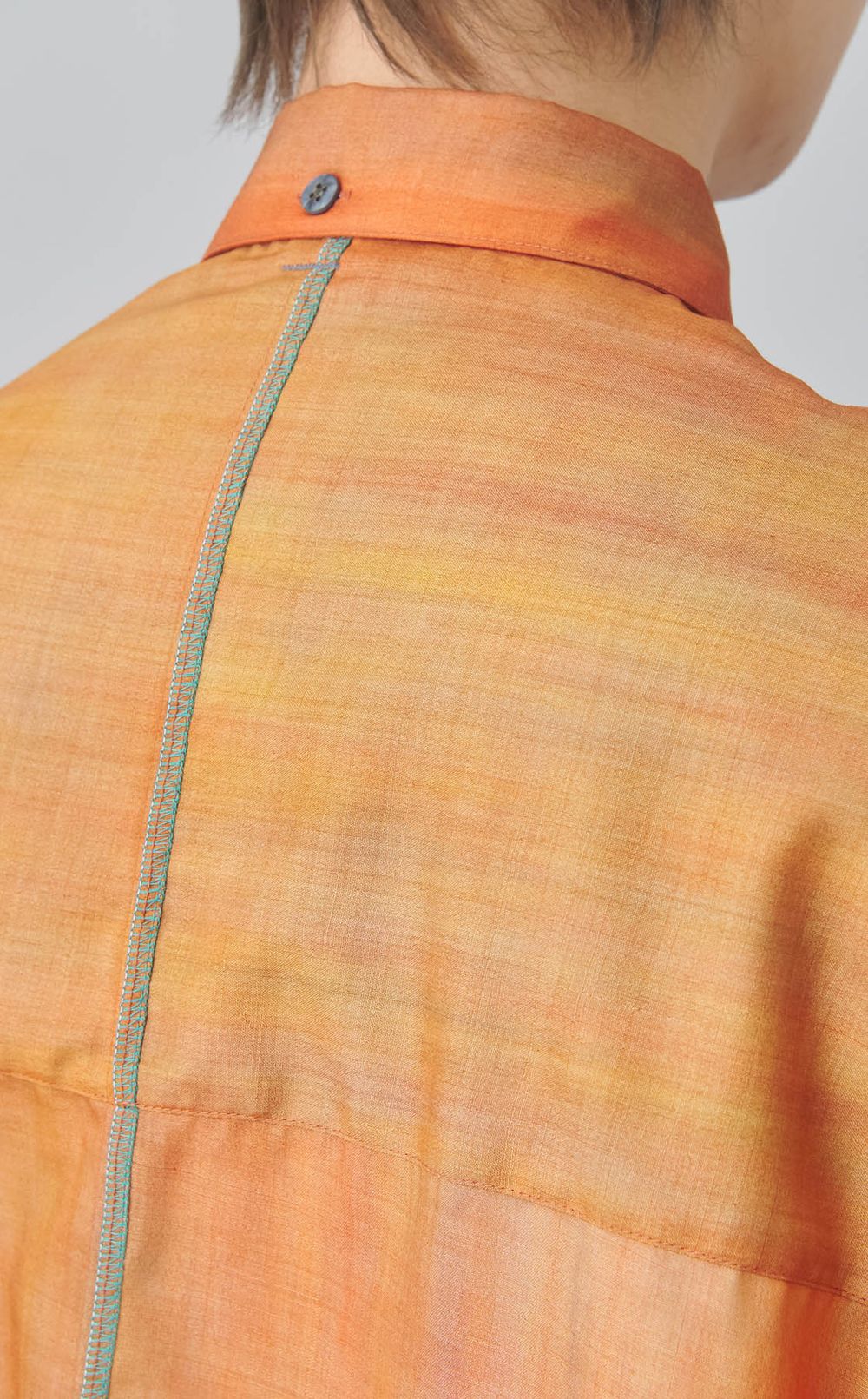 フロウイングダイウールシャツ