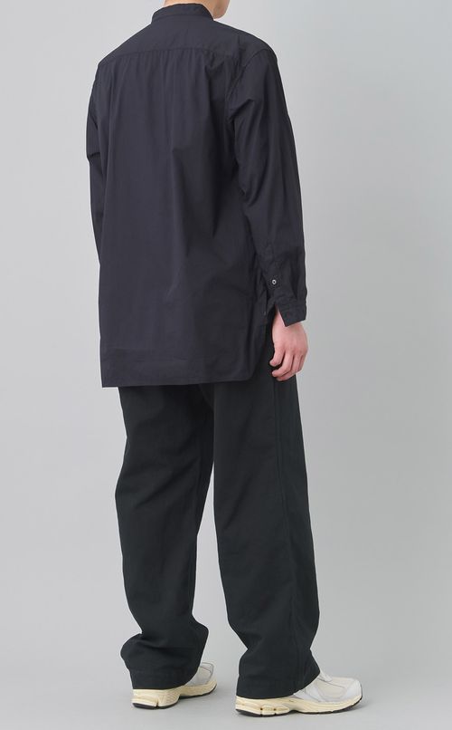 スタンドカラーロングシャツ