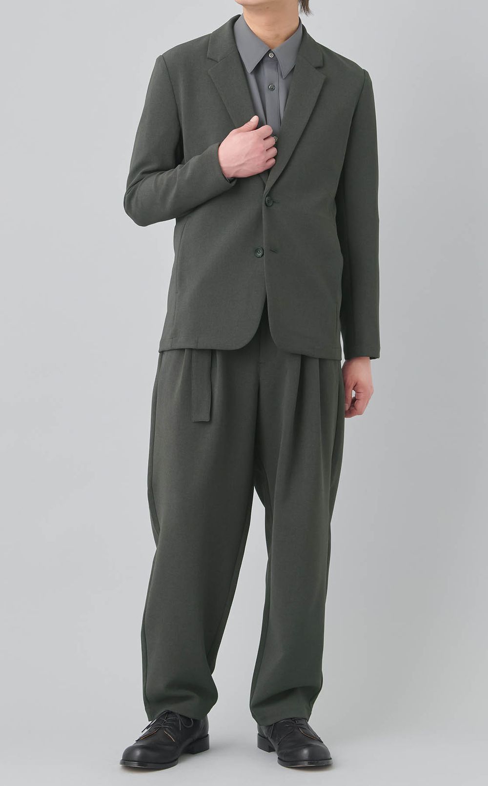 レギュラーカラードレスシャツ