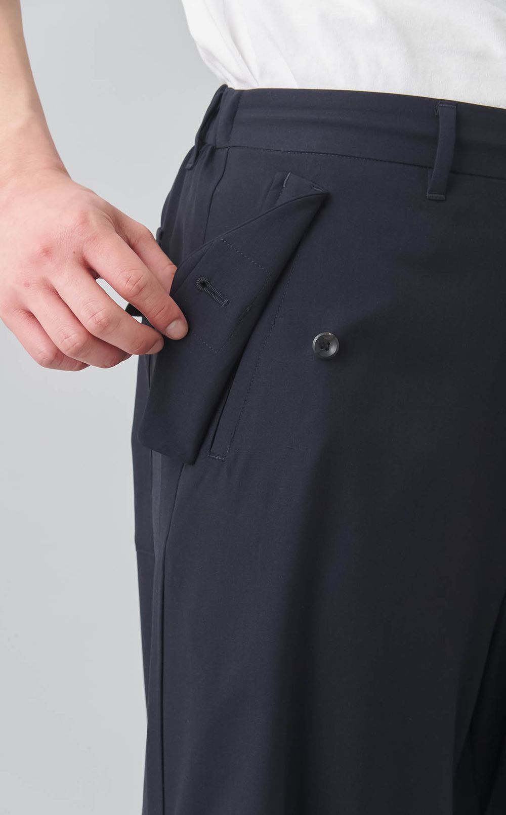 フィールドカーゴトラウザー