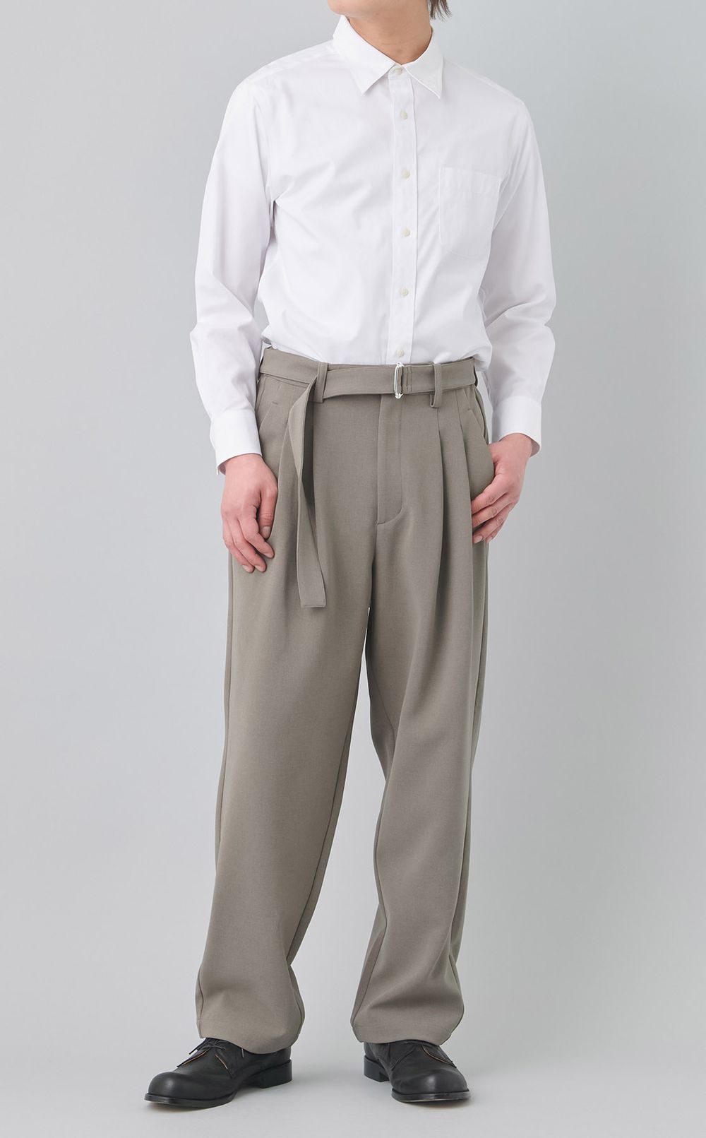 ベルテッドワイドトラウザー