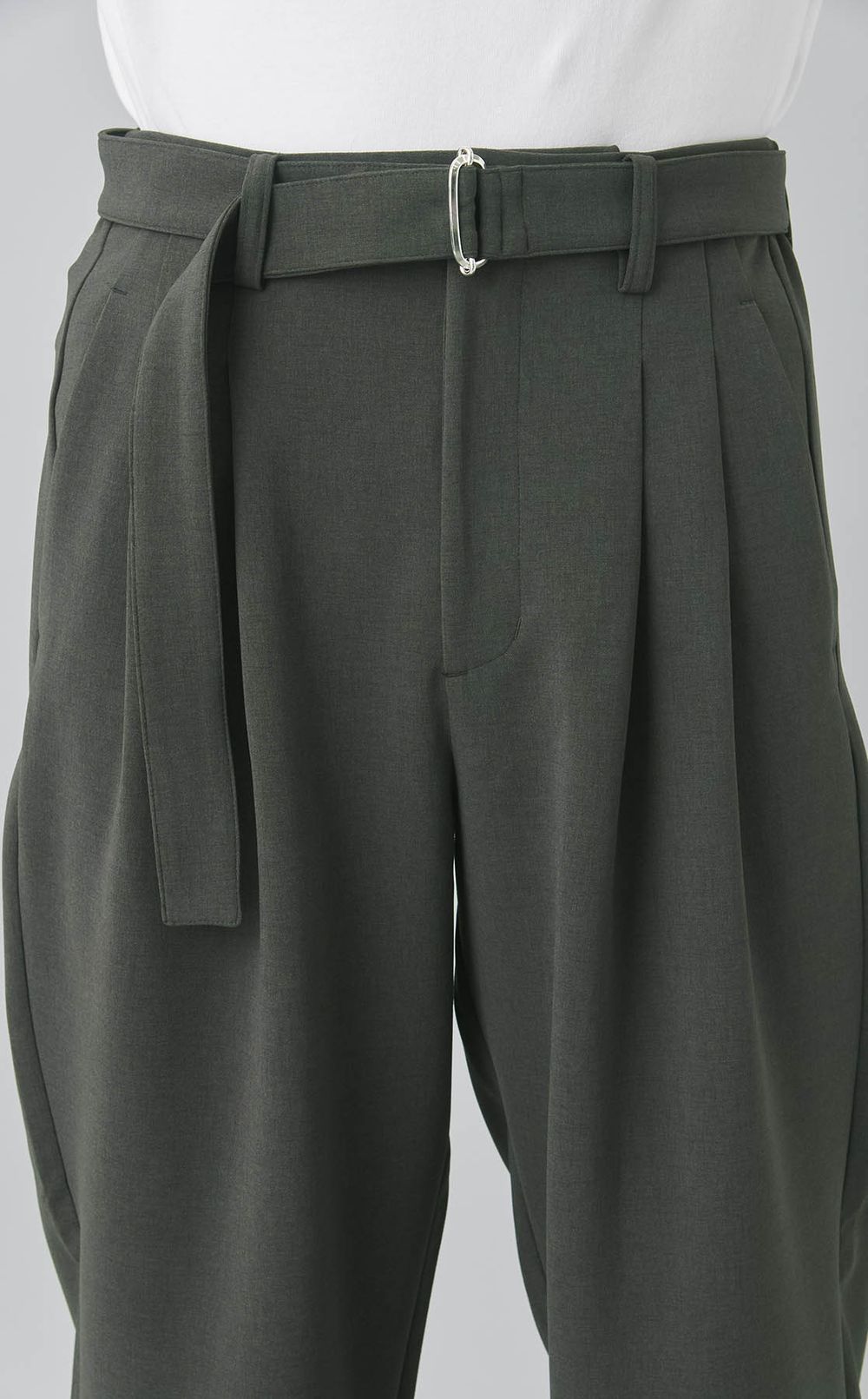 ベルテッドワイドトラウザー