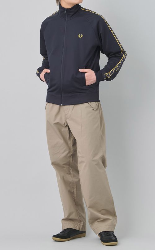 サイドベルトワイドパンツ