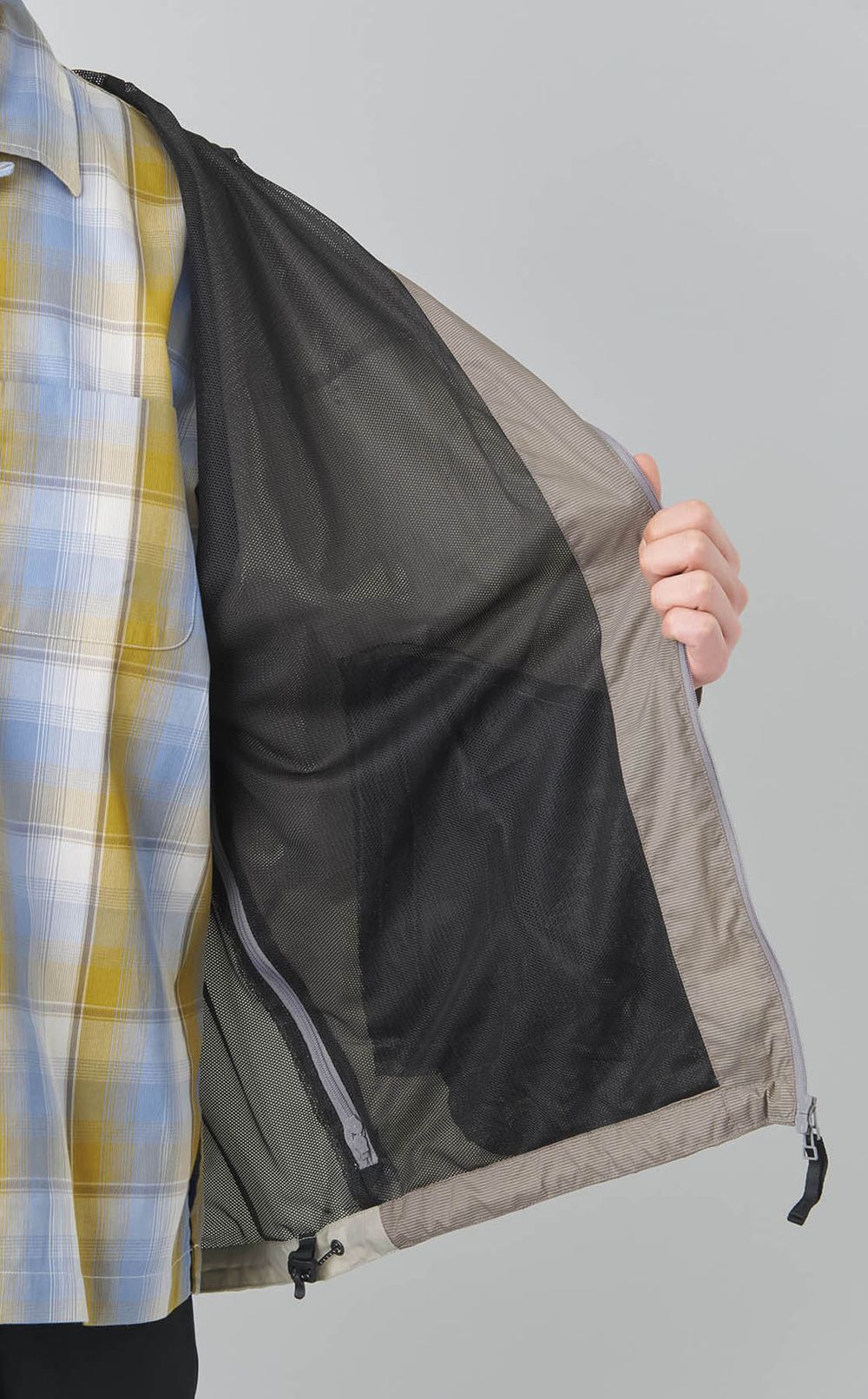 グリッドウィンドブレーカー