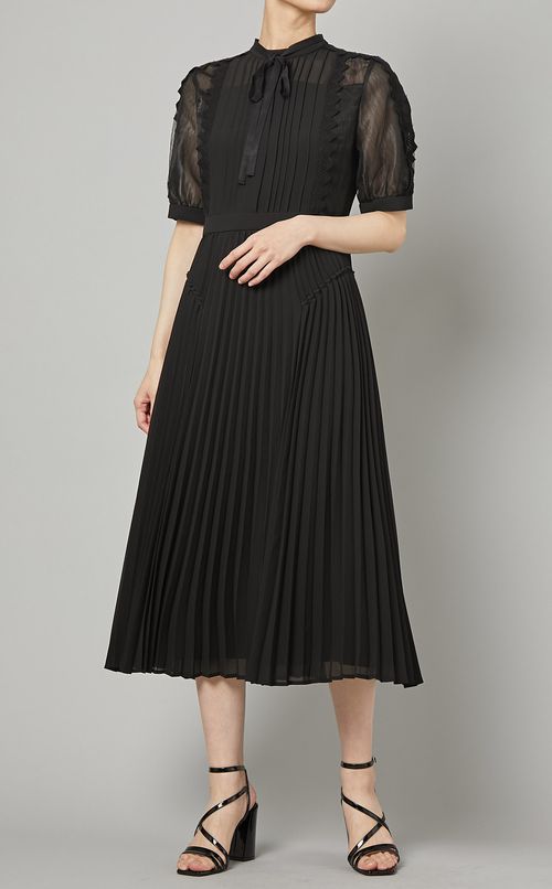 チュールレースプリーツワンピース