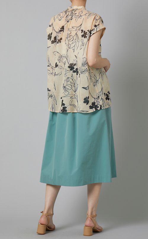 フラワープリントスタンドカラーブラウス