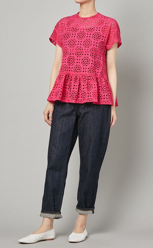 サークルフラワーレースペプラムブラウス