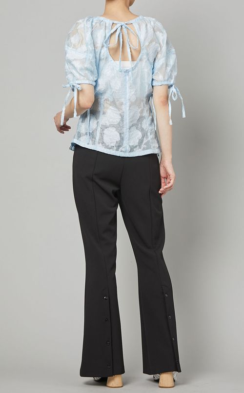 プリントパフスリーブブラウス