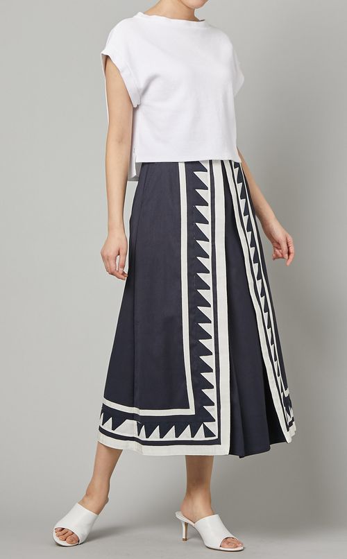 ジグザグモチーフスカート