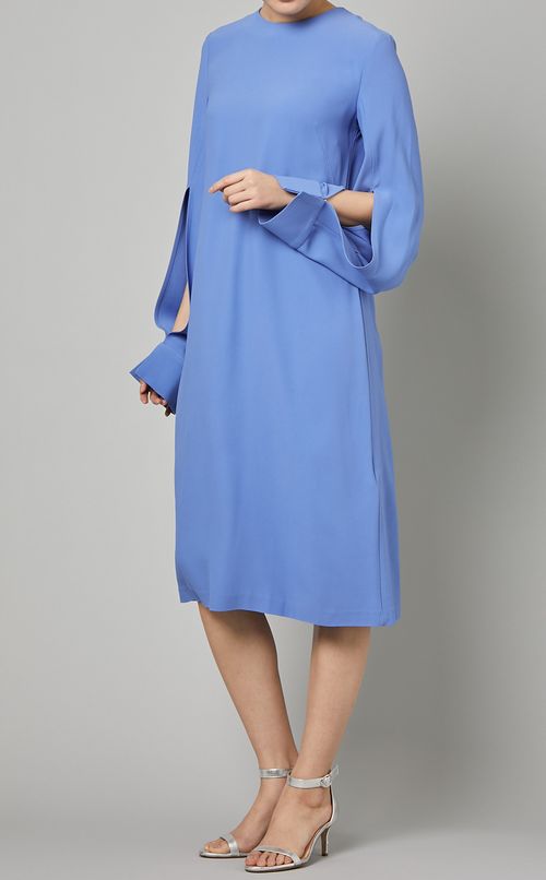 クルーネックスリットスリーブドレス