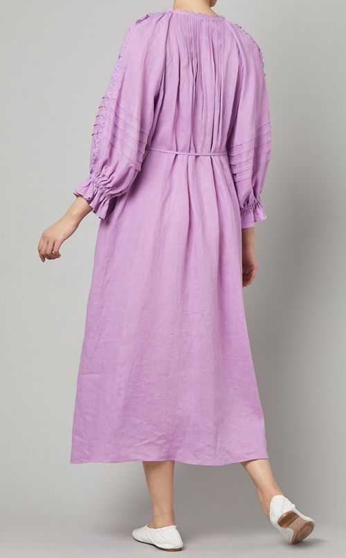 ピンタックリネンワンピース