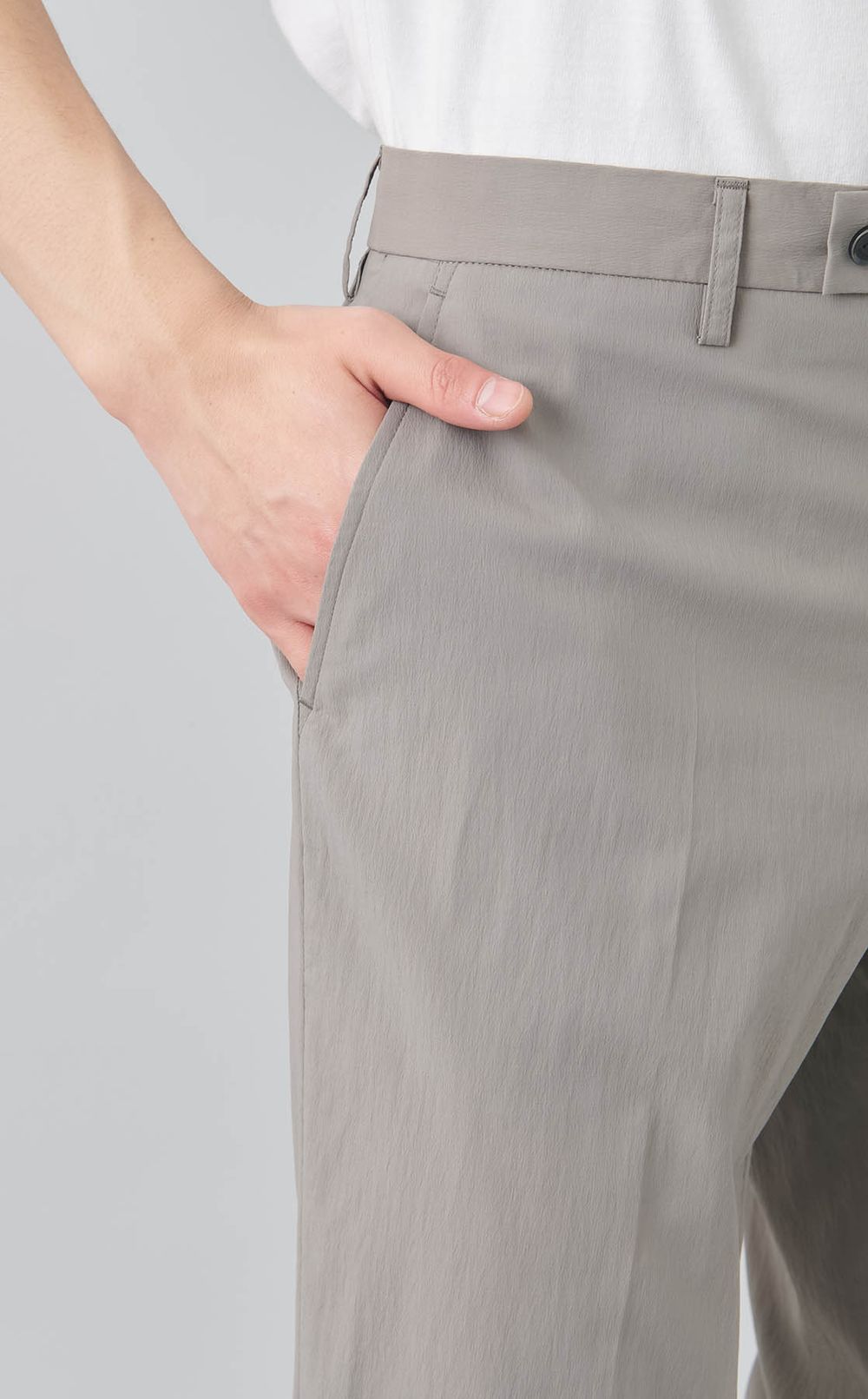 ナイロンストレッチパンツ