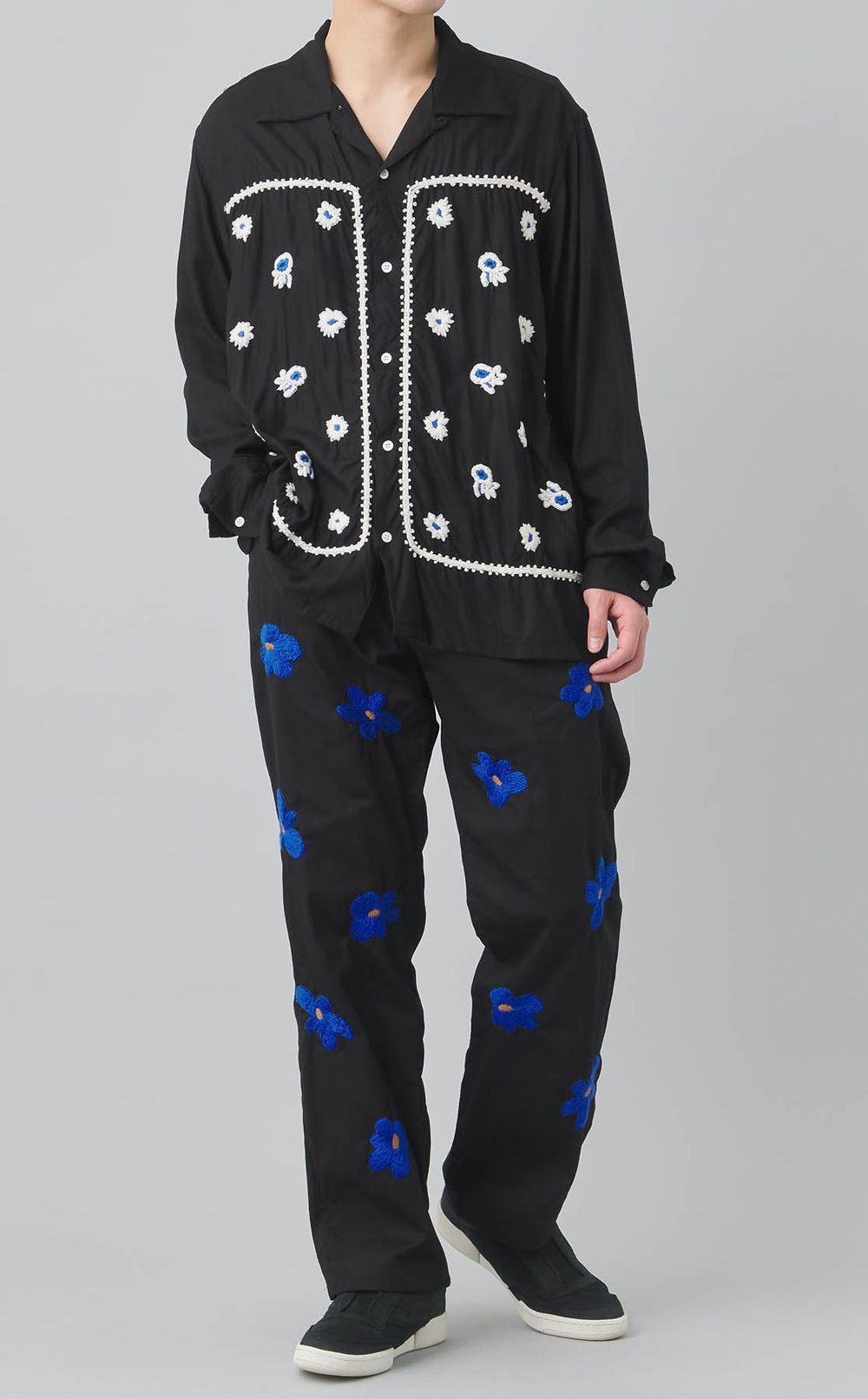 ハンドエンブロイダリーパンツ