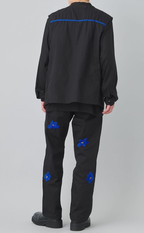 ハンドエンブロイダリーベスト