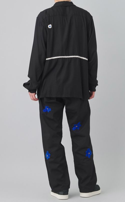 ハンドエンブロイダリーシャツ