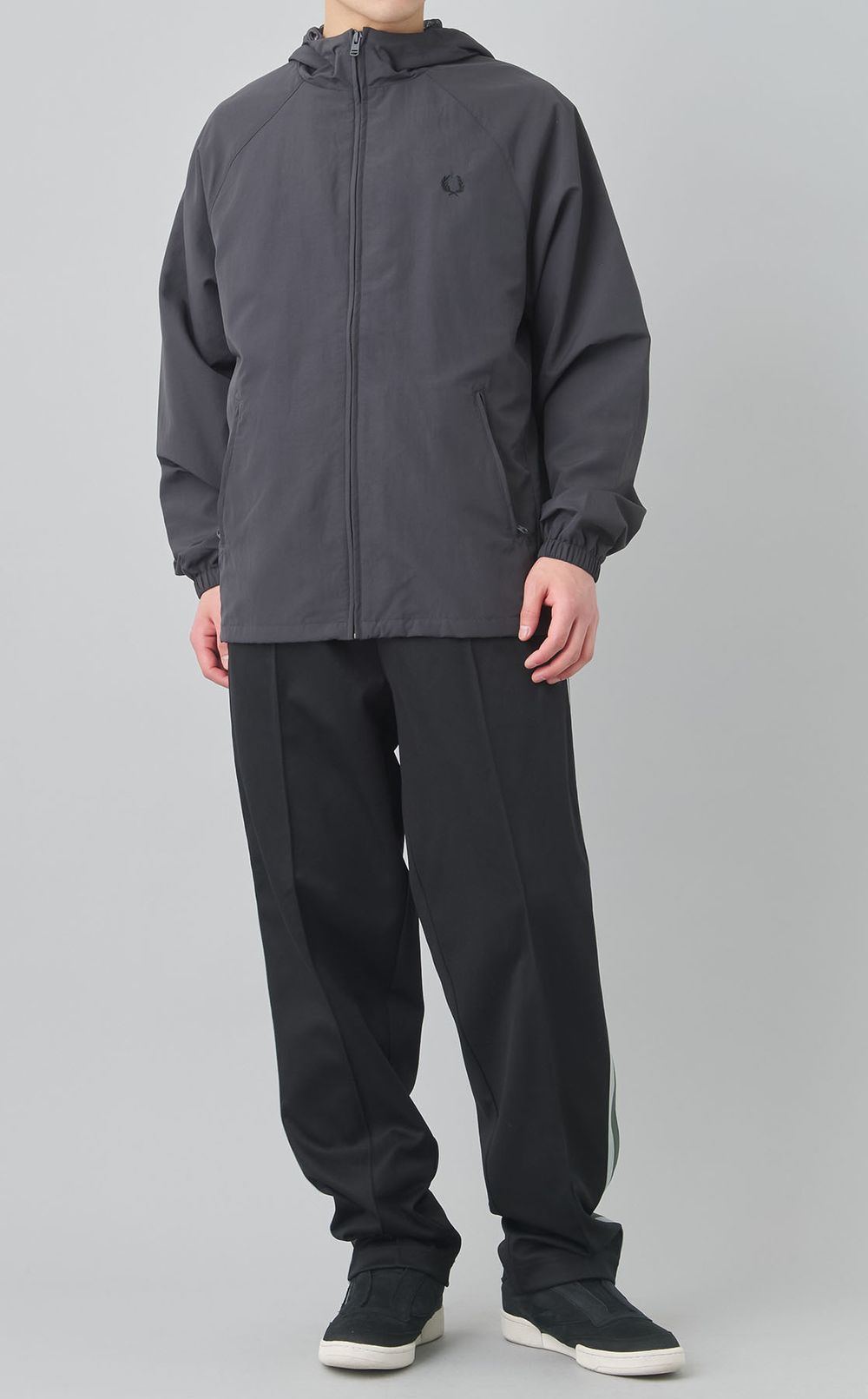 サイドテープトラックパンツ