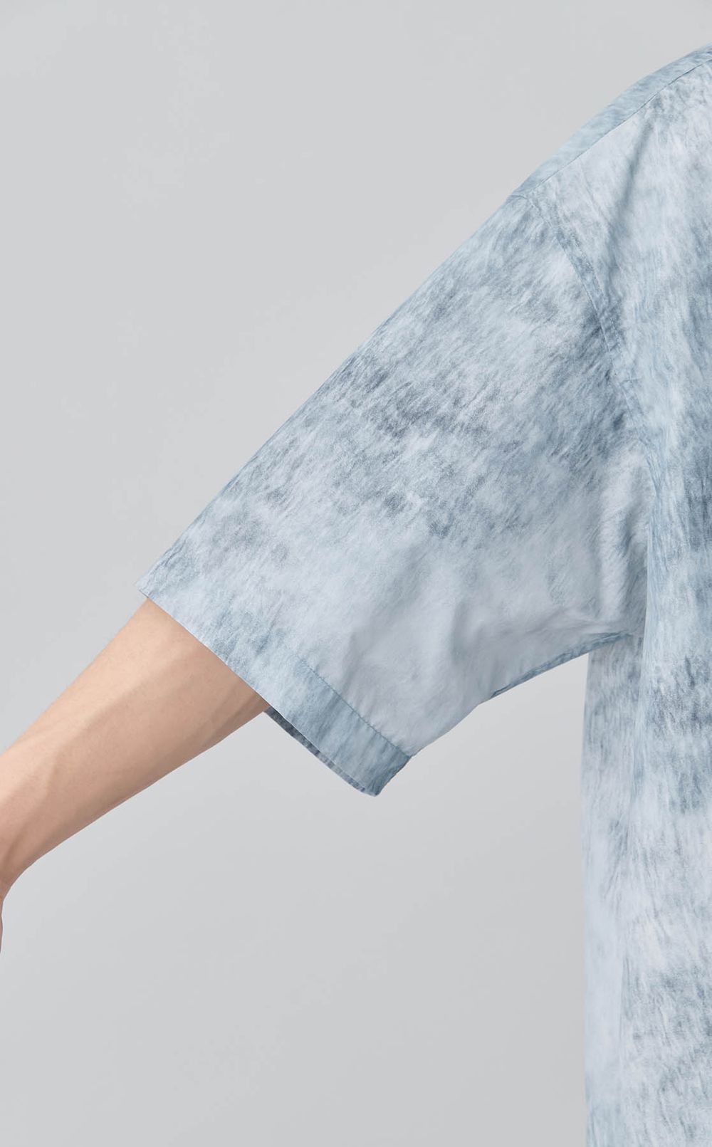 プリントタフタショートスリーブシャツ