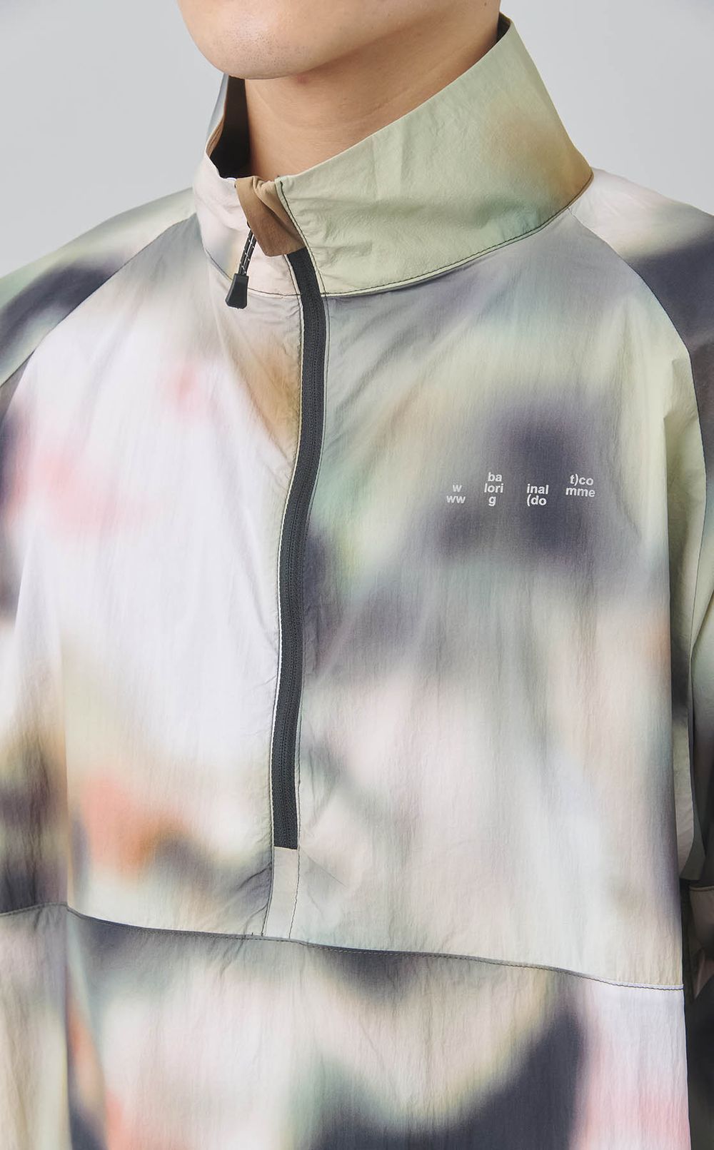 ライトウエイトジャケット