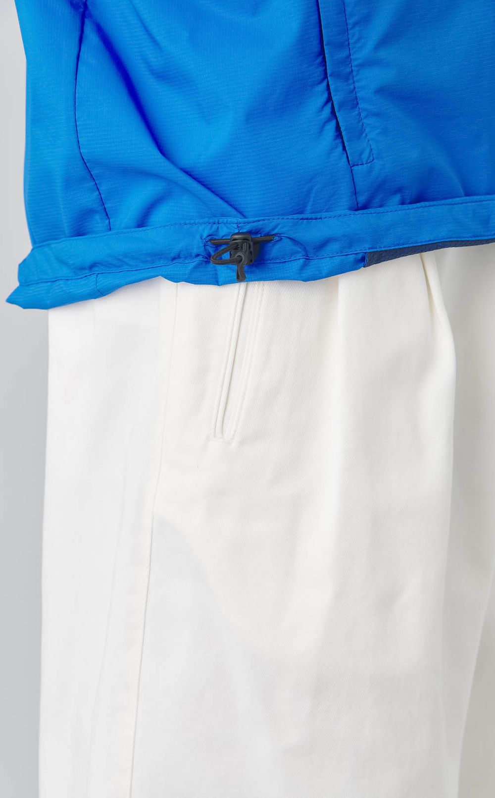 スワローテイルフーディー