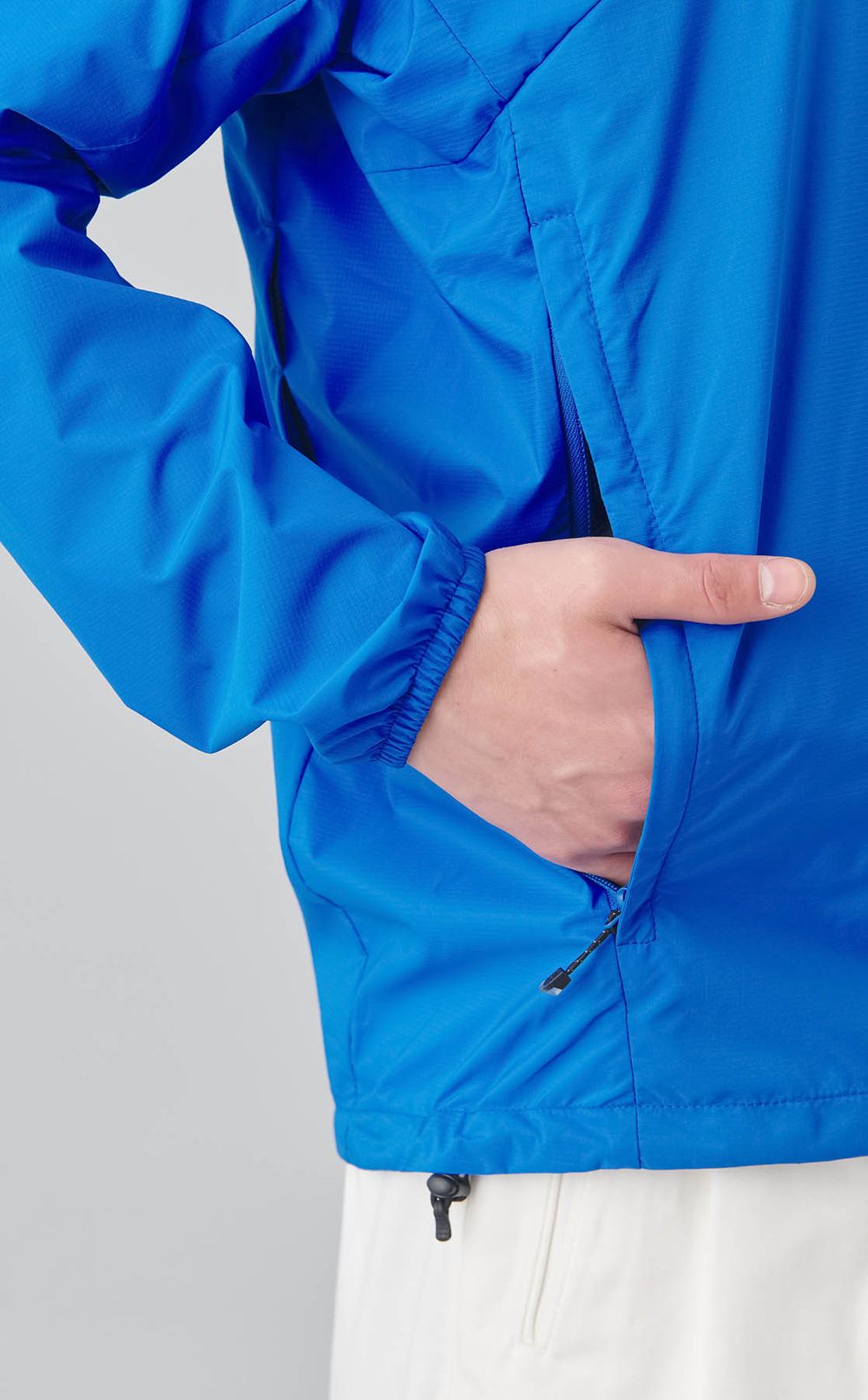 スワローテイルフーディー