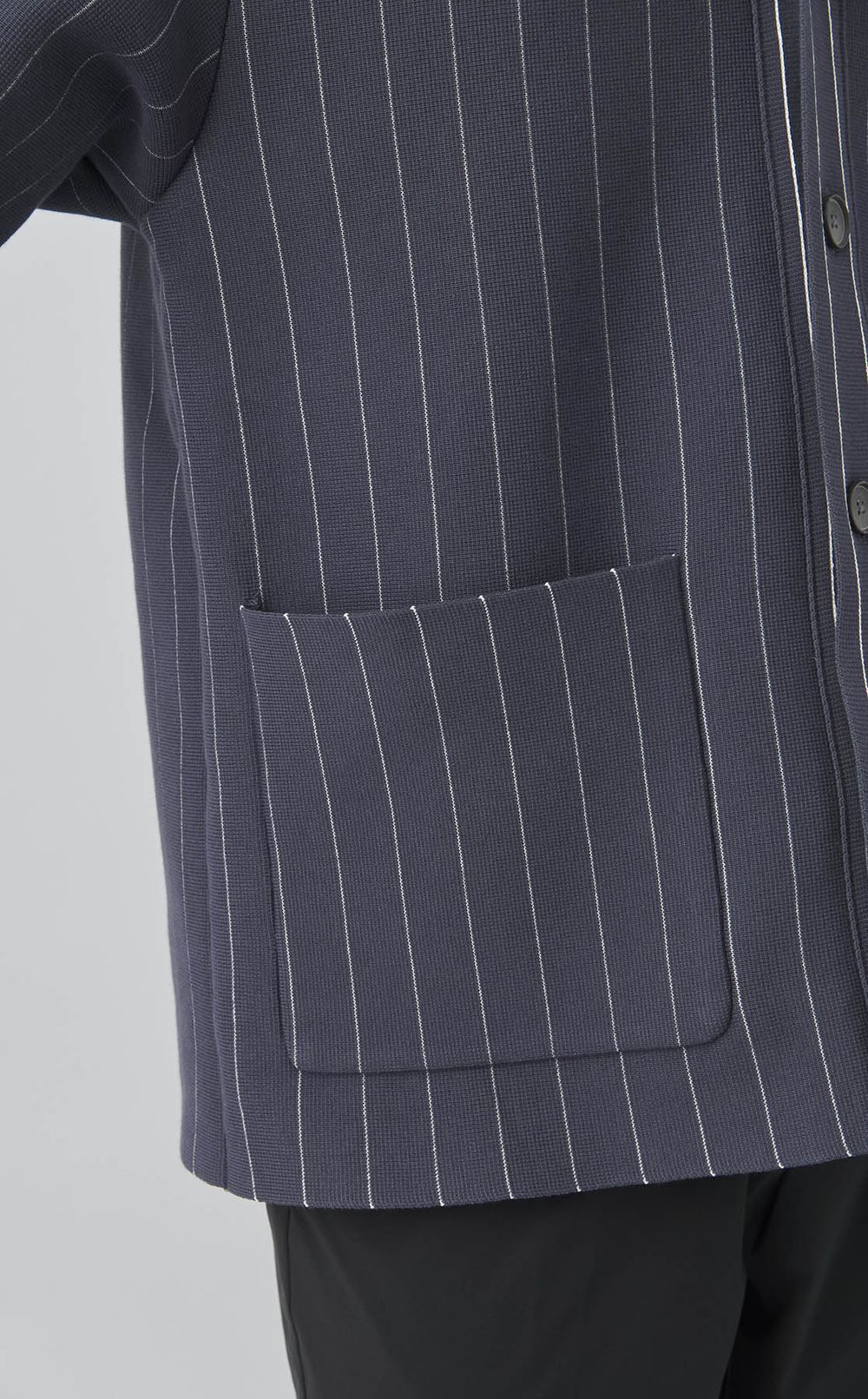 ストライプVネックカーディガン