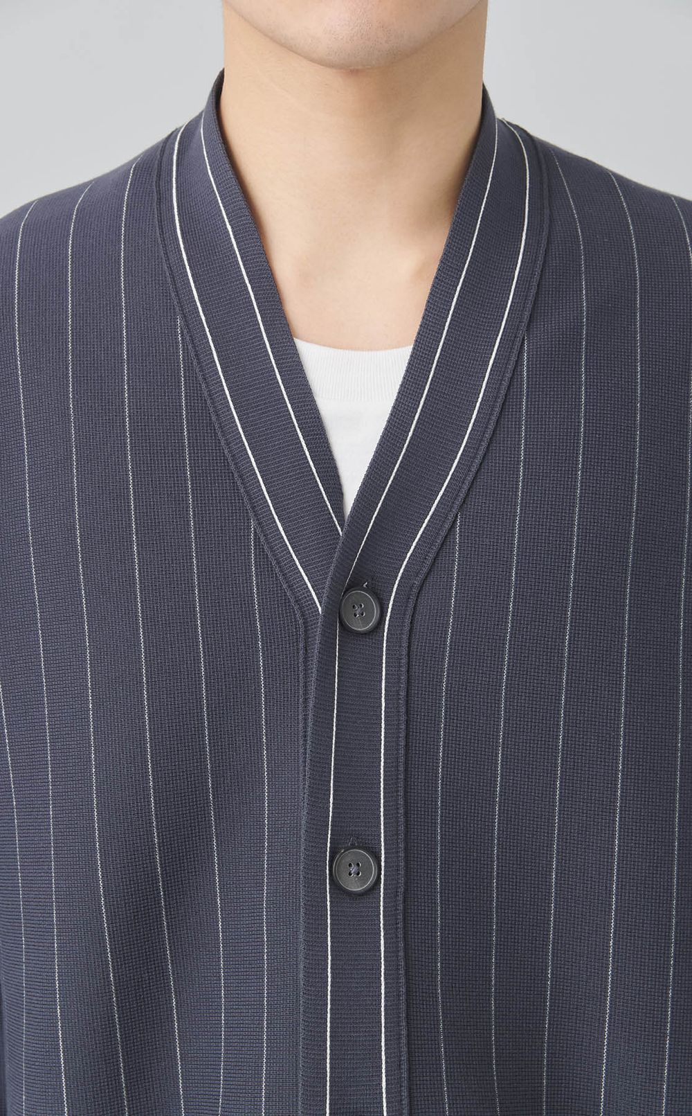 ストライプVネックカーディガン