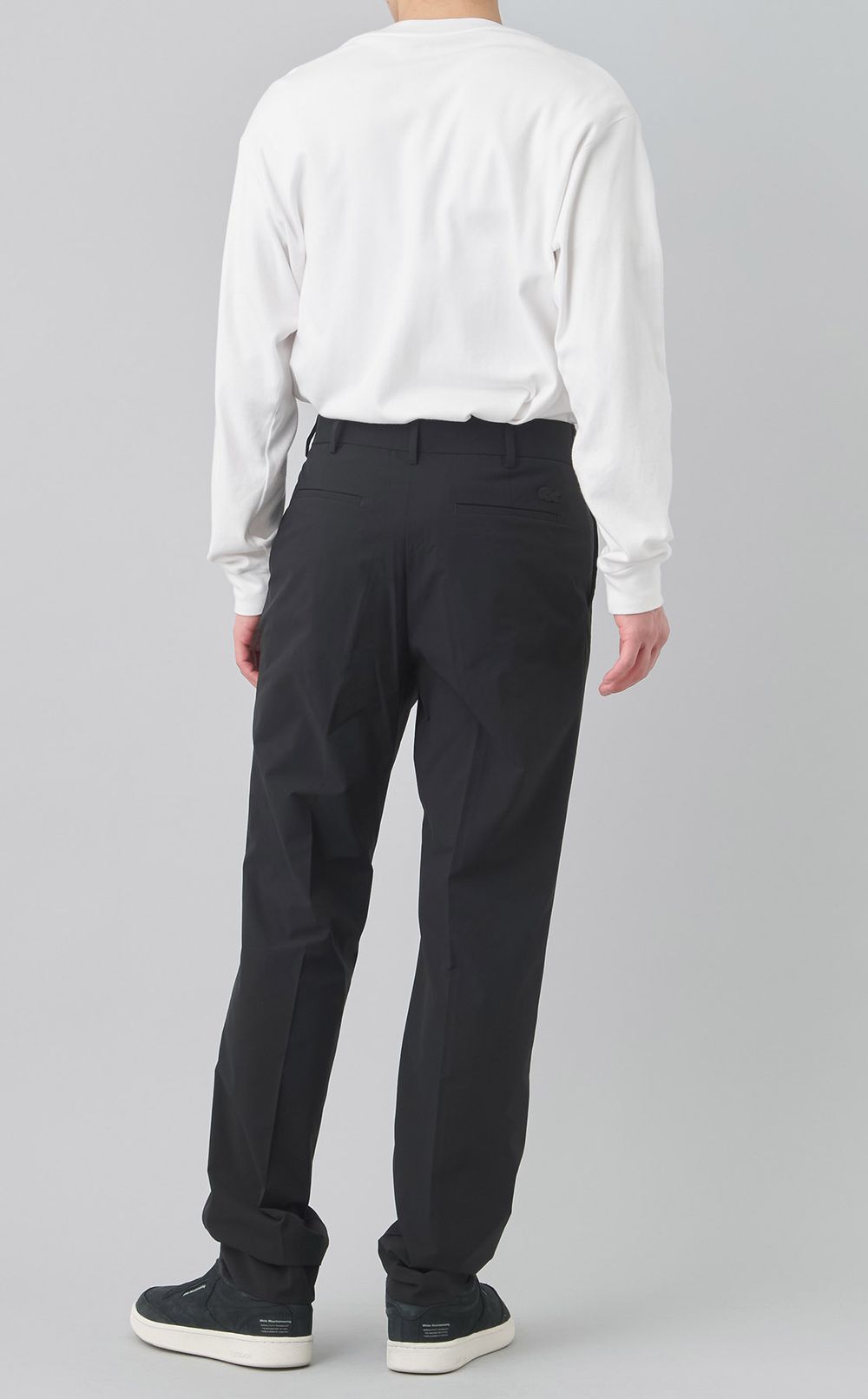 テーパードスラックス