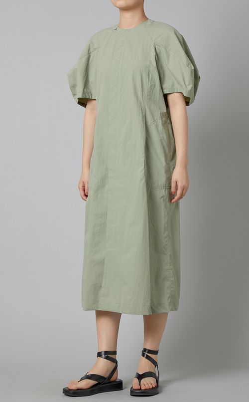 ボリュームスリーブワンピース