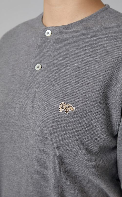 ノーカラーヘンリーネックプルオーバー