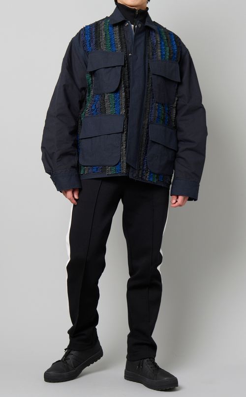 トラックパンツ