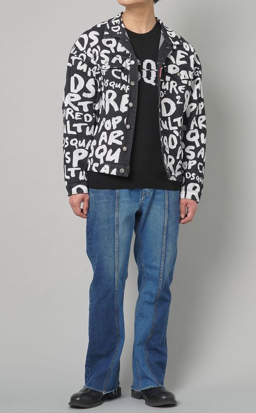 インターシャクルーネックニット