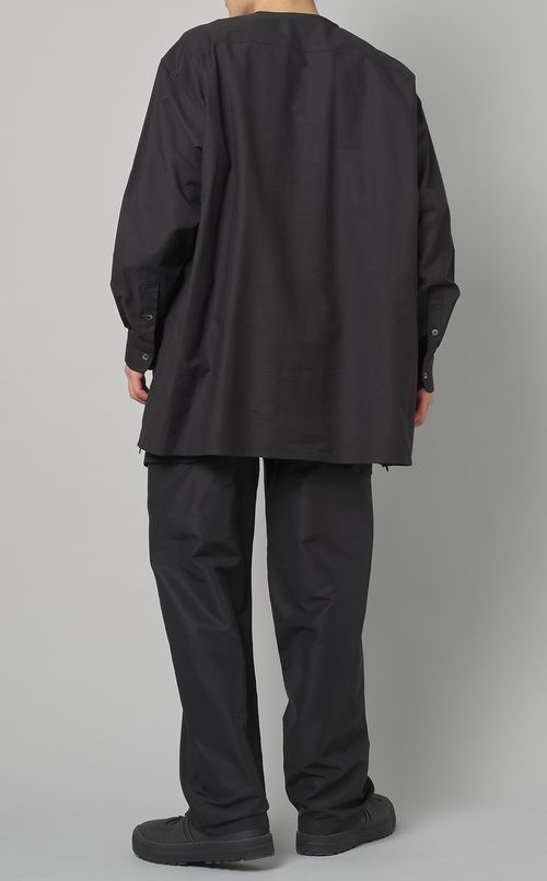 プルオーバークルーネックシャツ