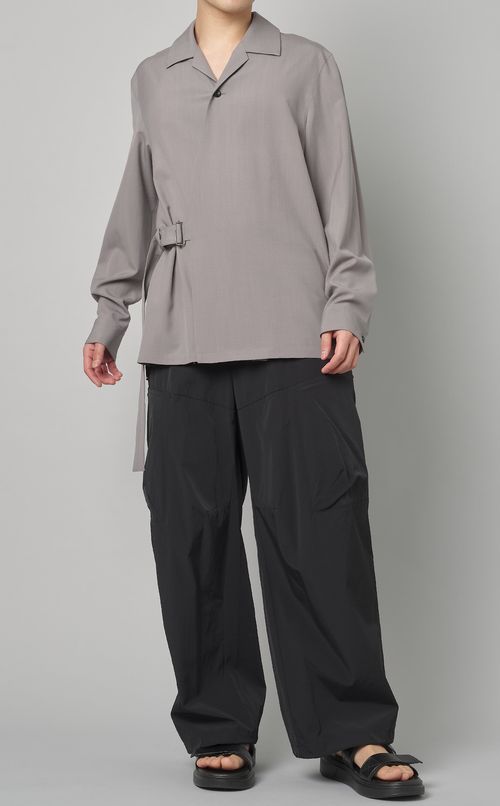 ベルテッドロングスリーブシャツ