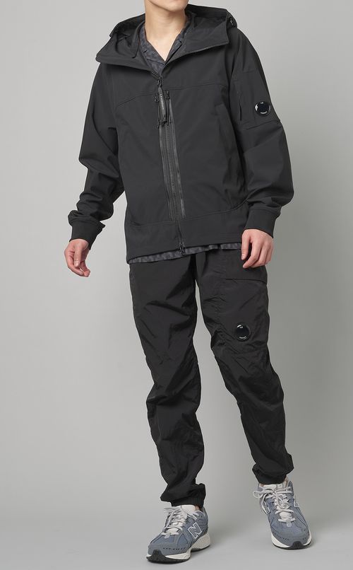 シェルフードジャケット