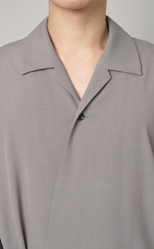 ベルテッドロングスリーブシャツ