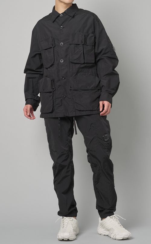 ナイロンユーティリティオーバーシャツ