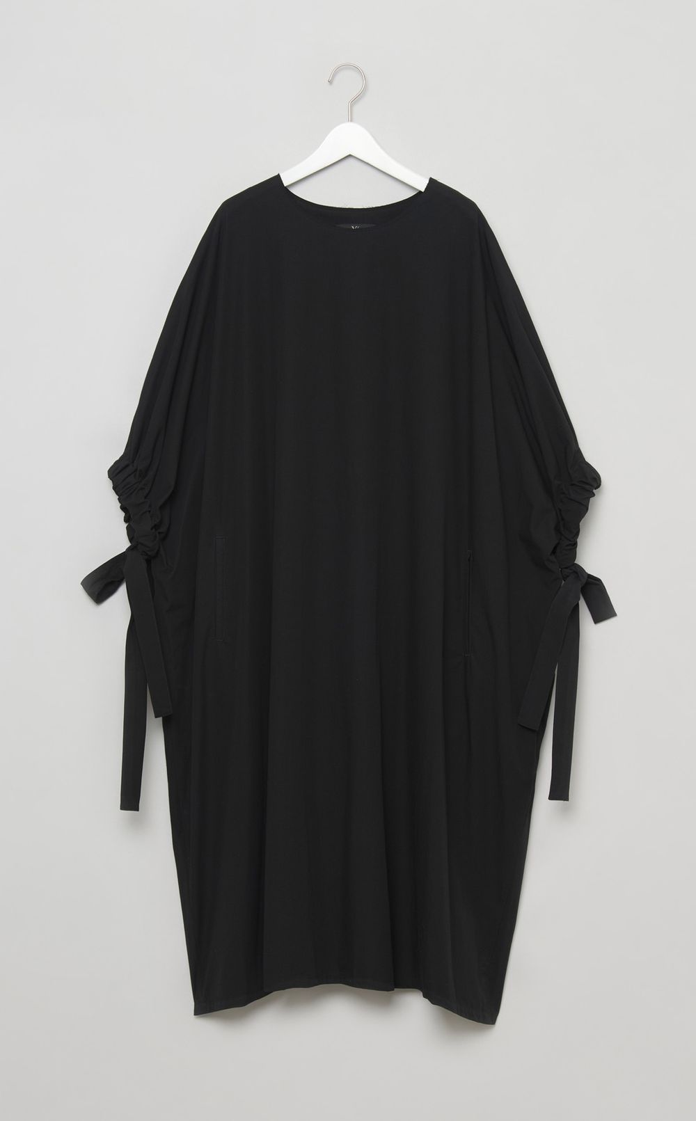 シャーリングスリーブコットンワンピース