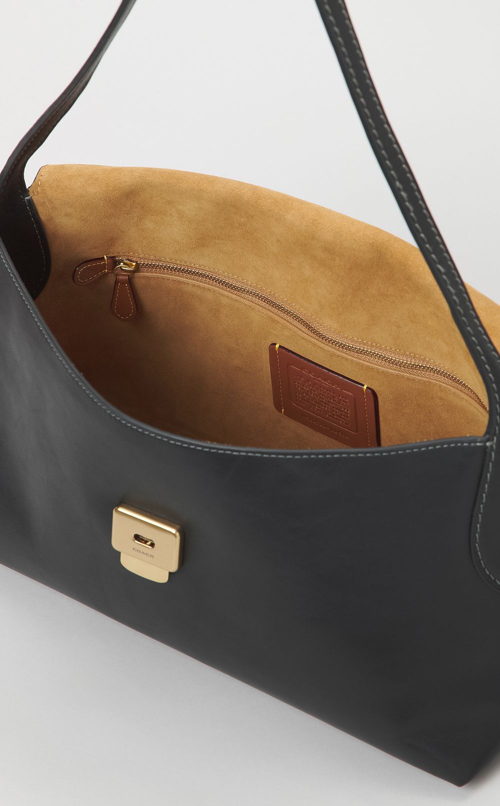 チェルシーレザーショルダーバッグ