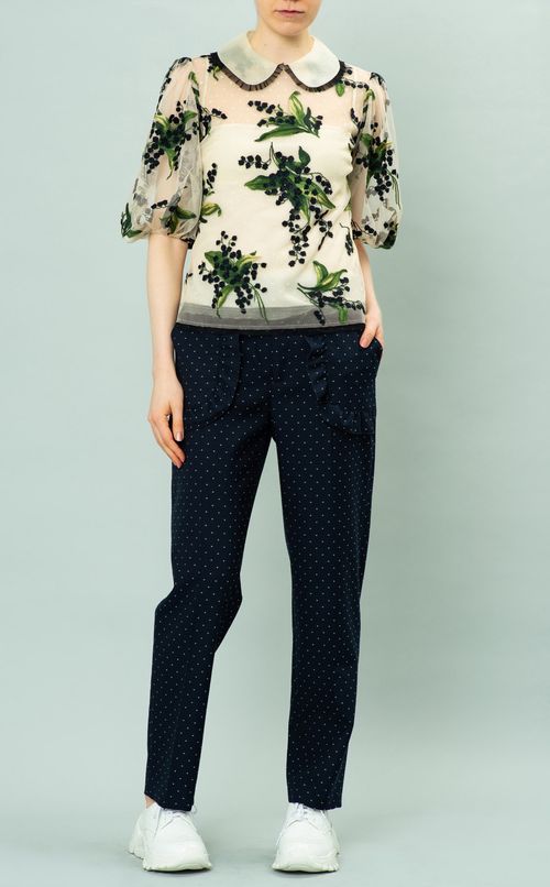 刺繍パフスリーブブラウス