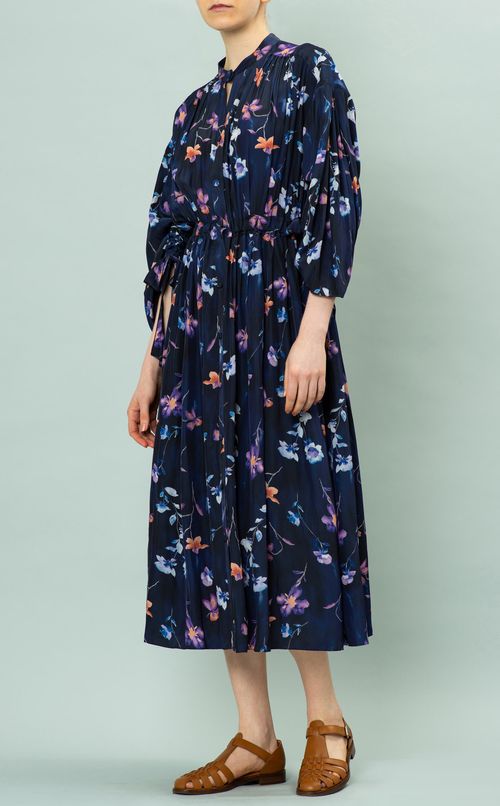 フラワープリントワンピース