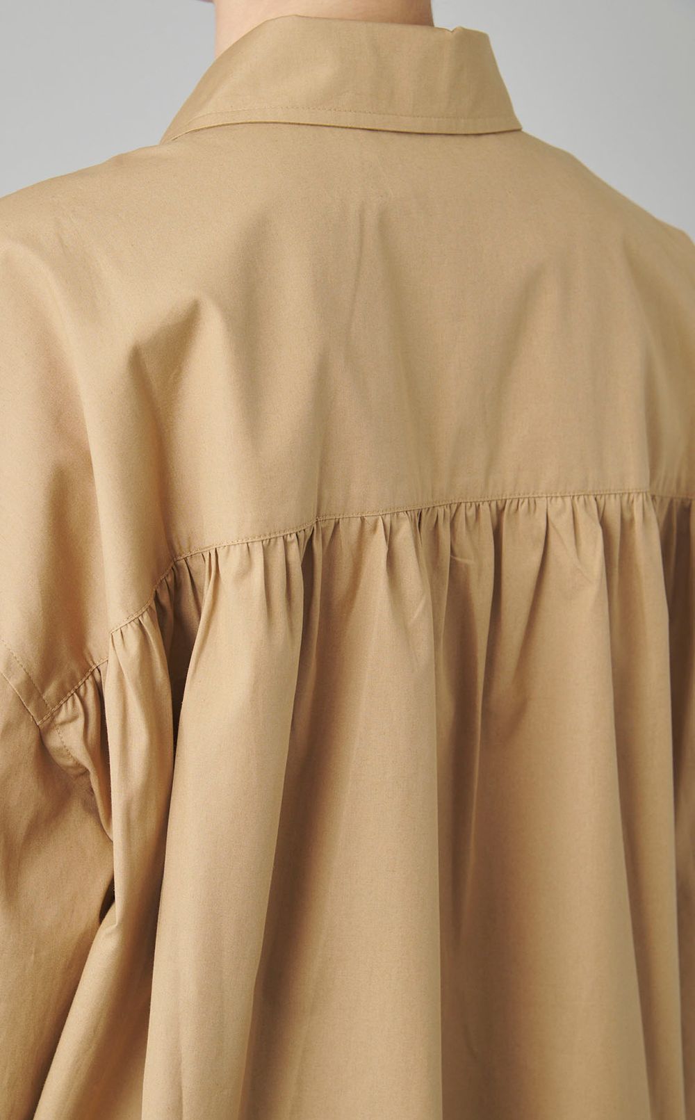 コットンポプリンバックギャザーブラウス